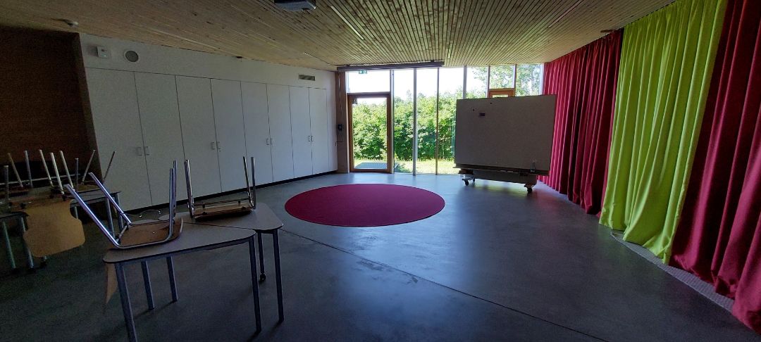 Foto vom Ort 'Montessori Mittelschule K&ouml;sching Musikraum'