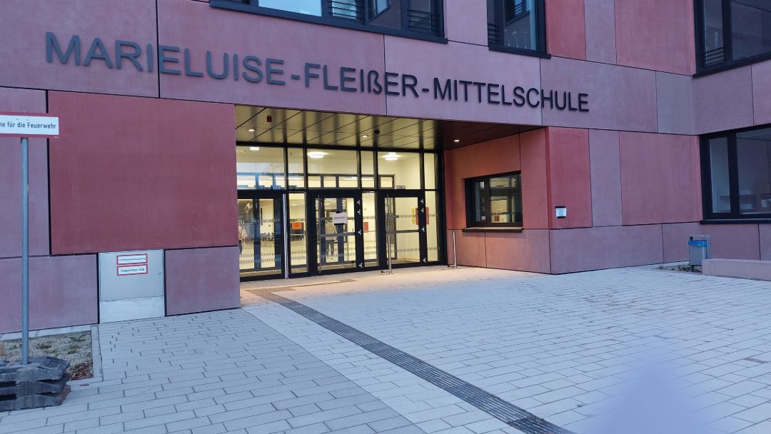 Foto vom Ort 'Marieluise-Flei&szlig;er-Mittelschule, Asamstr. 57, IN'